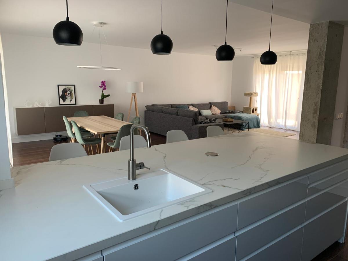 Chalet Con Piscina Privada A 25 Min De Madrid 아로요몰리노스 외부 사진