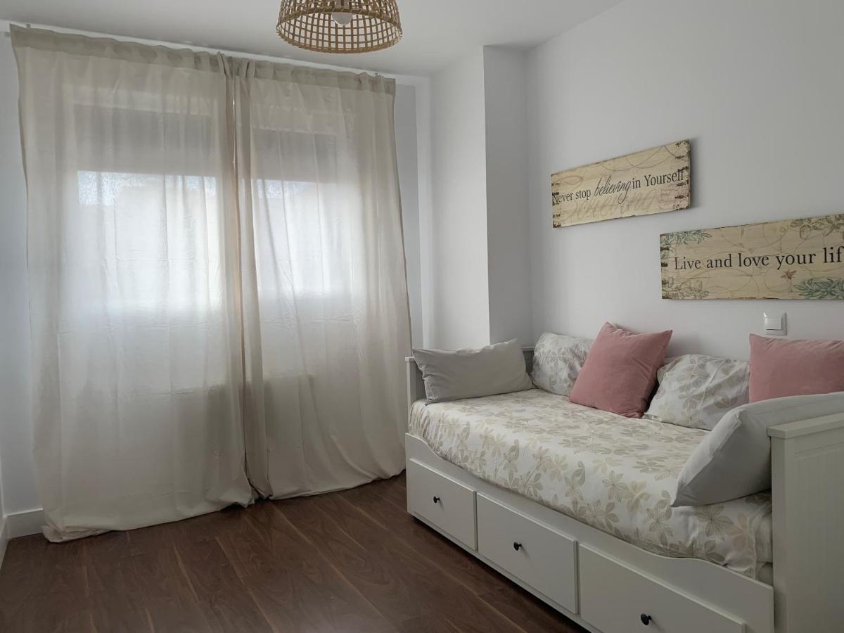 Chalet Con Piscina Privada A 25 Min De Madrid 아로요몰리노스 외부 사진